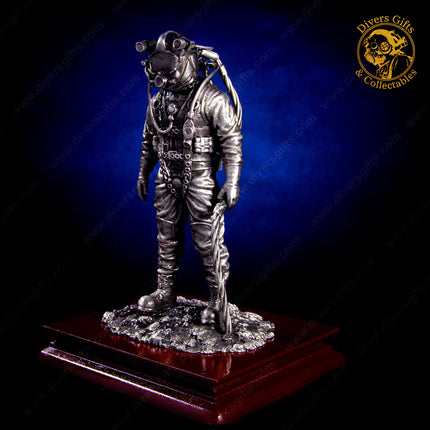 Kirby Morgan Superlite 17B Commercial Diver Pewter Statuette (Large)