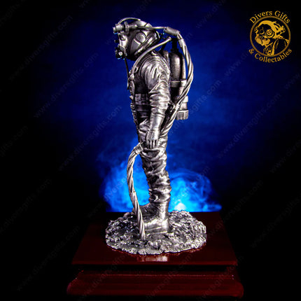 Kirby Morgan Superlite 17B Commercial Diver Pewter Statuette (Large)