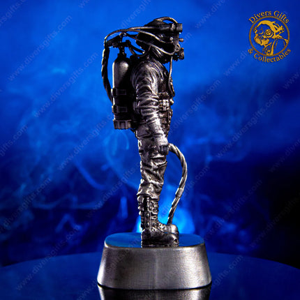 Kirby Morgan Superlite 17B Commercial Diver Pewter Statuette (Small)